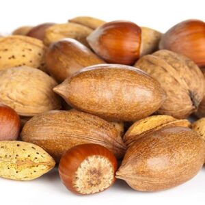 Noix mélangées en coquille