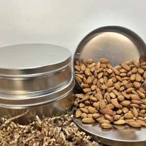 Étain avec amandes brutes entières